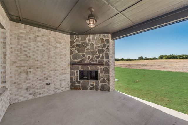 6713 Odom Road, Sanger, TX 76266