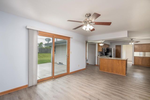 3812 Jodi PLACE, Franklin, WI 53132