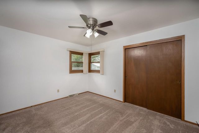 3812 Jodi PLACE, Franklin, WI 53132