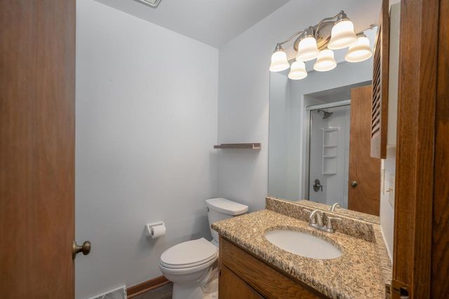 3812 Jodi PLACE, Franklin, WI 53132