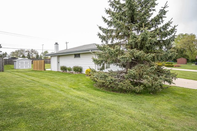 3812 Jodi PLACE, Franklin, WI 53132