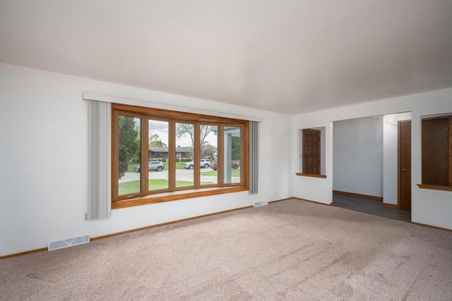 3812 Jodi PLACE, Franklin, WI 53132