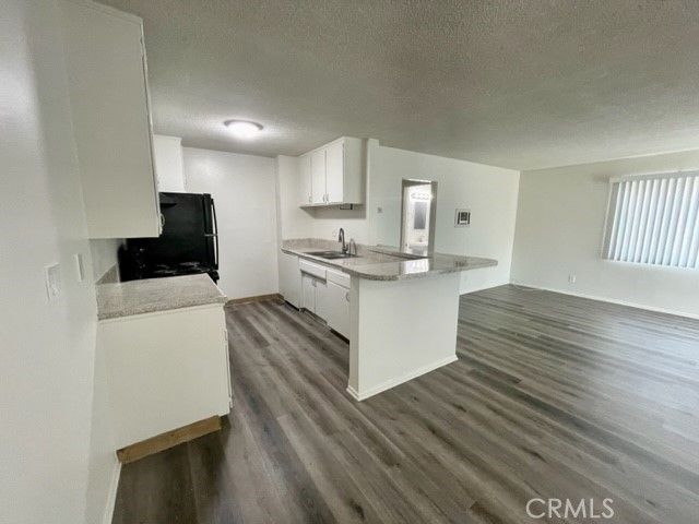 685 E Vista Chino 10, Palm Springs, CA 92262
