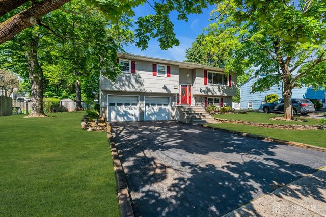 3 Wilton Avenue, Middlesex, NJ 08846