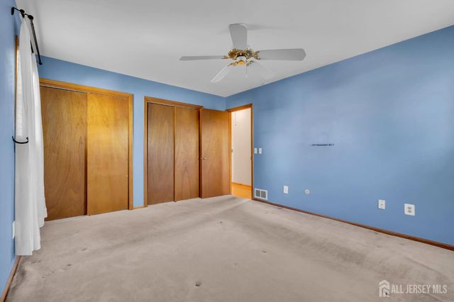 3 Wilton Avenue, Middlesex, NJ 08846