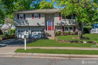 3 Wilton Avenue, Middlesex, NJ 08846