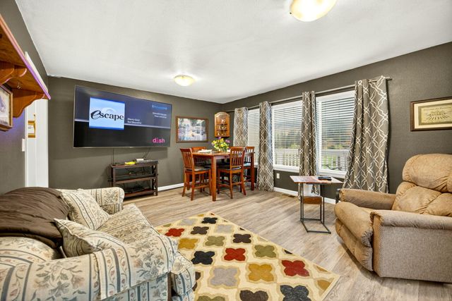 1550 Panoramic Loop, Grants Pass, OR 97527