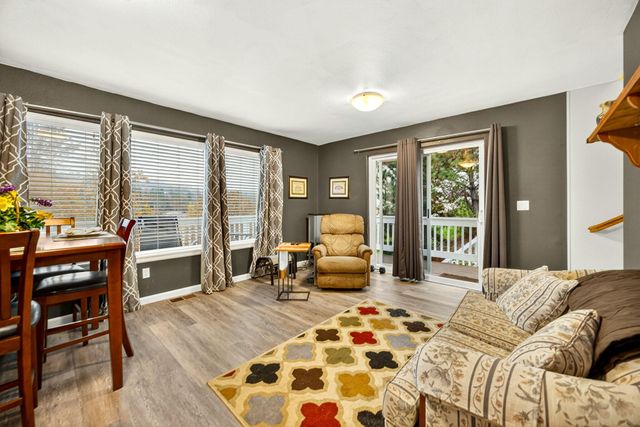 1550 Panoramic Loop, Grants Pass, OR 97527