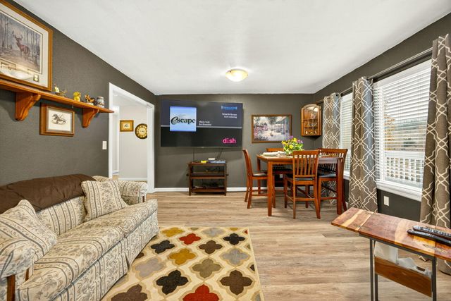 1550 Panoramic Loop, Grants Pass, OR 97527