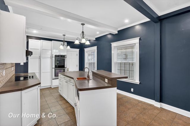 700 N Van Buren Street, Bay City, MI 48708