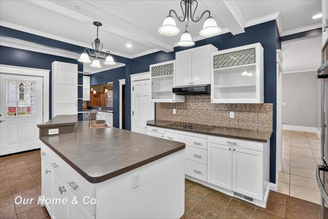 700 N Van Buren Street, Bay City, MI 48708