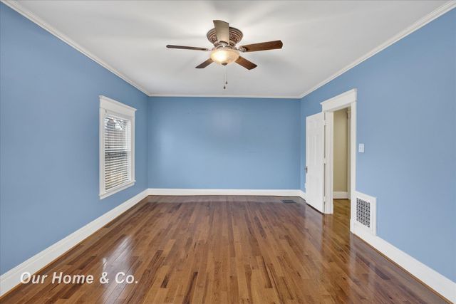 700 N Van Buren Street, Bay City, MI 48708