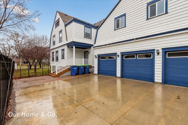700 N Van Buren Street, Bay City, MI 48708