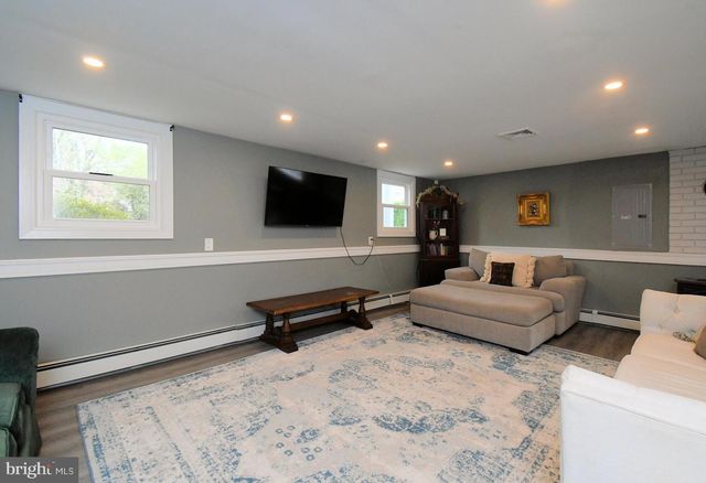 692 HAUSE AVE, Pottstown, PA 19464