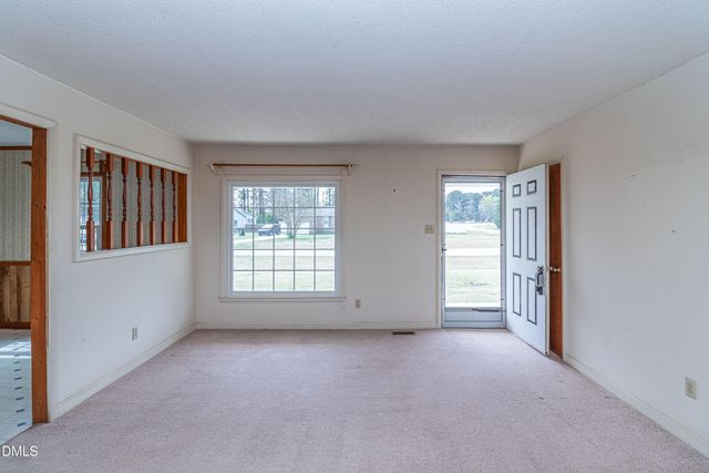 101 Leon Drive, Goldsboro, NC 27530