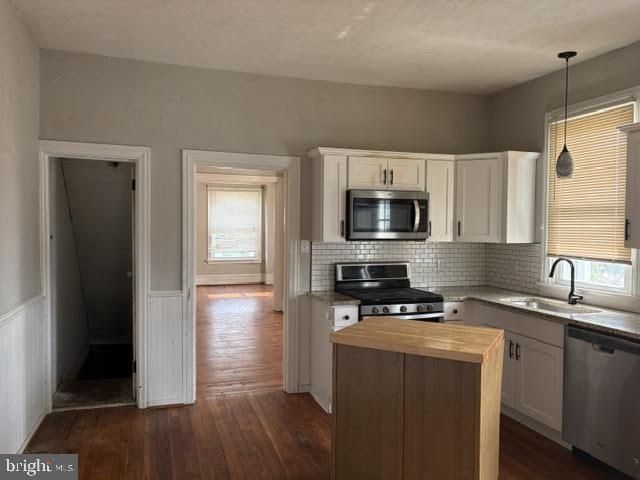 21 E PENNSYLVANIA AVE, York Haven, PA 17370