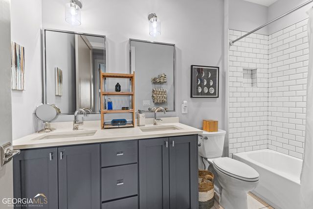 110 Glasgow Lane, Fayetteville, GA 30214