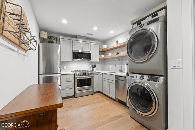 110 Glasgow Lane, Fayetteville, GA 30214