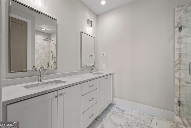 110 Glasgow Lane, Fayetteville, GA 30214