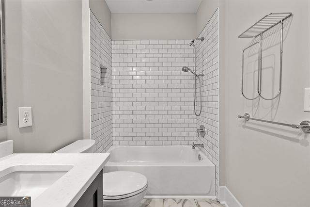 110 Glasgow Lane, Fayetteville, GA 30214