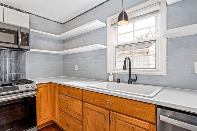 2320 N 68th STREET, Wauwatosa, WI 53213