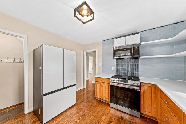 2320 N 68th STREET, Wauwatosa, WI 53213