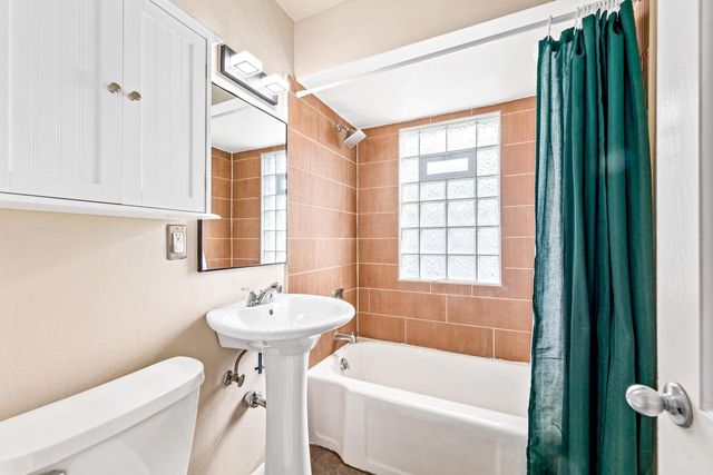 2320 N 68th STREET, Wauwatosa, WI 53213