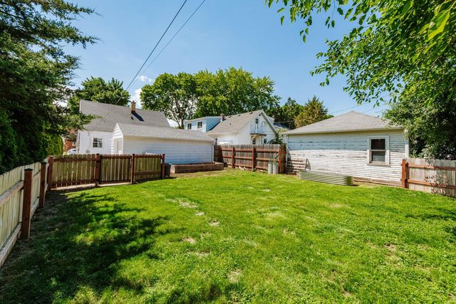 2320 N 68th STREET, Wauwatosa, WI 53213