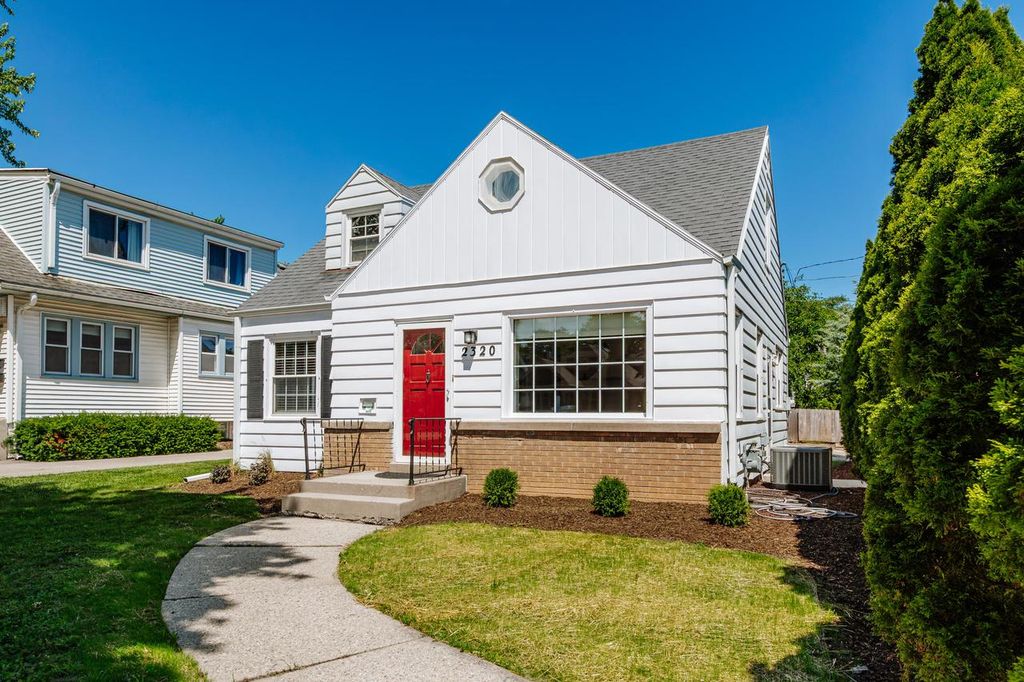 2320 N 68th STREET, Wauwatosa, WI 53213
