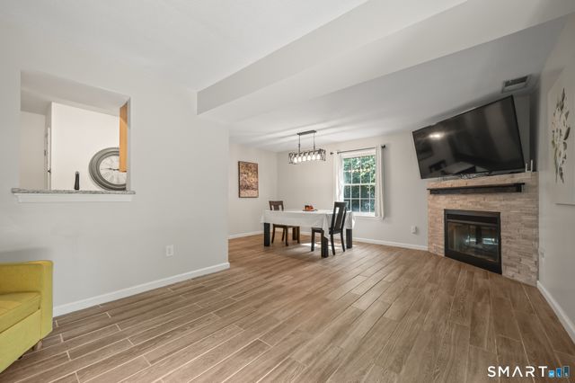 190 Tomlinson Avenue 5F, Plainville, CT 06062