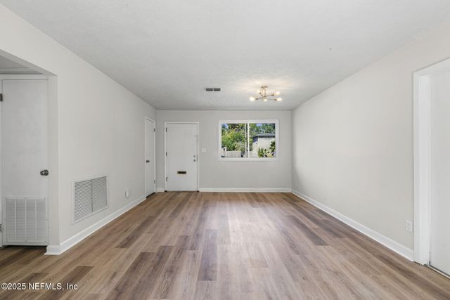 7333 ORTEGA HILLS Drive, Jacksonville, FL 32244