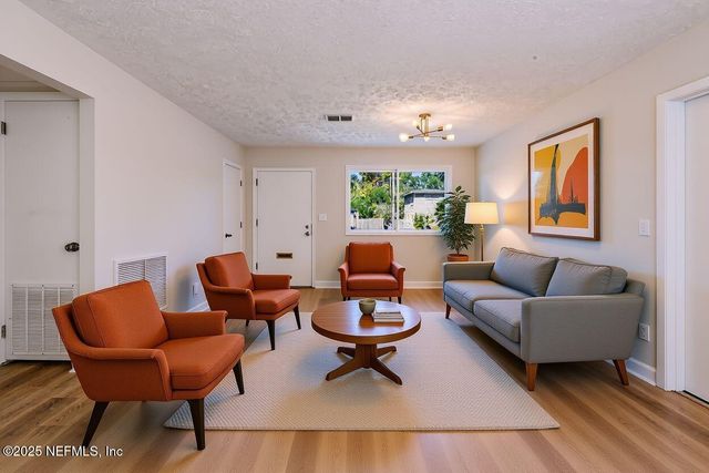 7333 ORTEGA HILLS Drive, Jacksonville, FL 32244