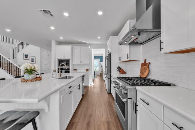 4983 Covered Wagon Cir, Folsom, CA 95630