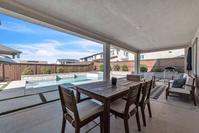 4983 Covered Wagon Cir, Folsom, CA 95630