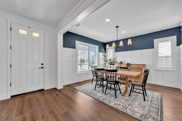 4983 Covered Wagon Cir, Folsom, CA 95630