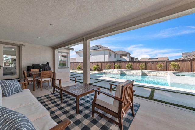 4983 Covered Wagon Cir, Folsom, CA 95630