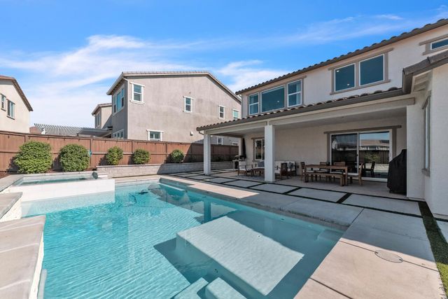 4983 Covered Wagon Cir, Folsom, CA 95630