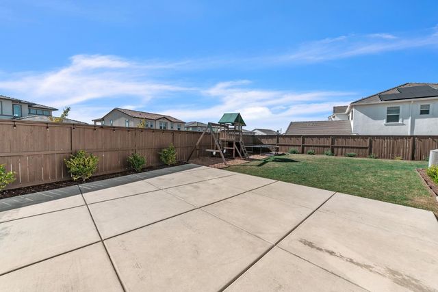 4983 Covered Wagon Cir, Folsom, CA 95630