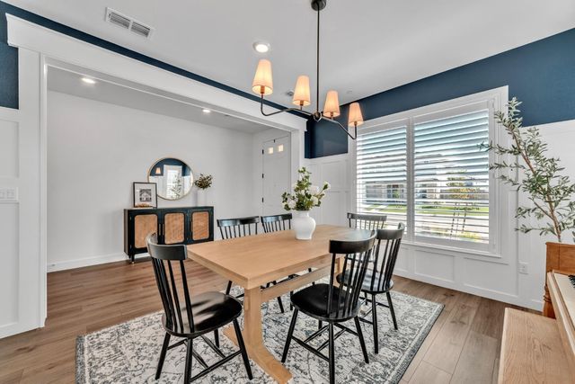 4983 Covered Wagon Cir, Folsom, CA 95630