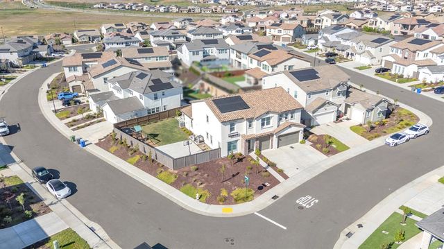 4983 Covered Wagon Cir, Folsom, CA 95630