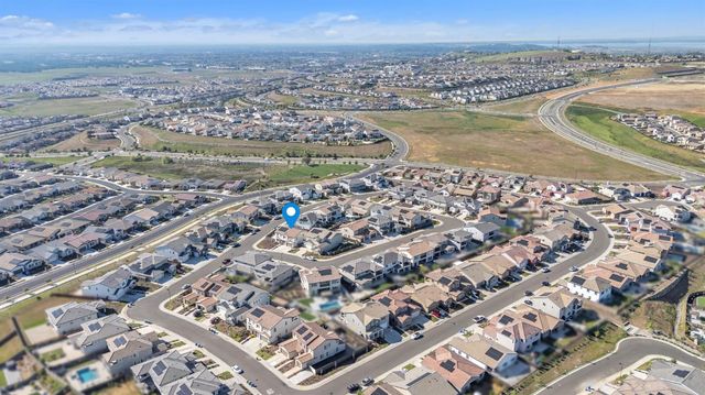 4983 Covered Wagon Cir, Folsom, CA 95630