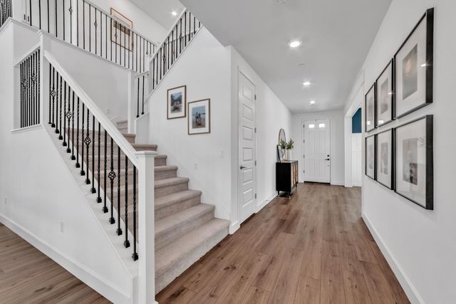 4983 Covered Wagon Cir, Folsom, CA 95630