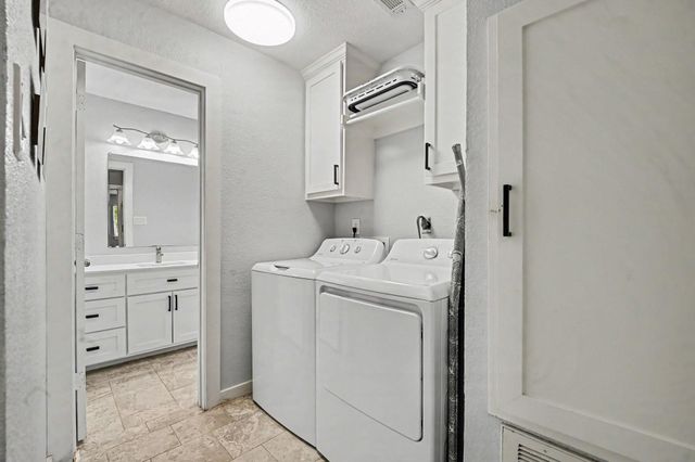 4818 27th Street, Dickinson, TX 77539