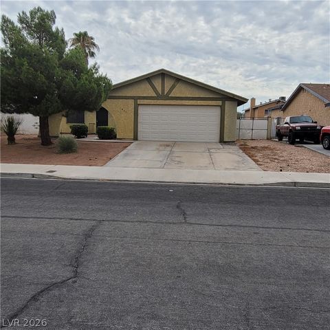 1841 Runningbear Drive, Las Vegas, NV 89108