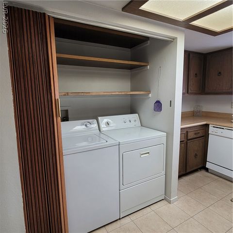 1841 Runningbear Drive, Las Vegas, NV 89108