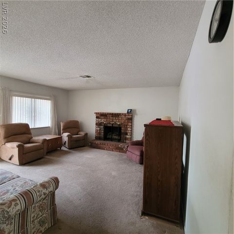 1841 Runningbear Drive, Las Vegas, NV 89108