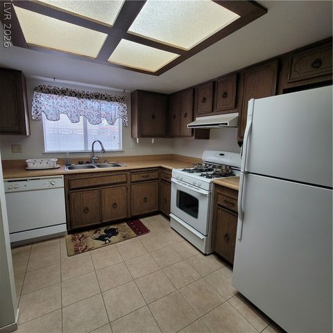 1841 Runningbear Drive, Las Vegas, NV 89108