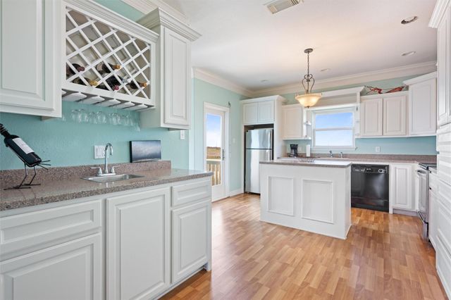 4401 Ranger Drive, Port Bolivar, TX 77650