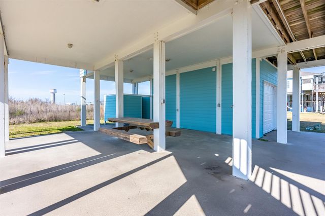 4401 Ranger Drive, Port Bolivar, TX 77650