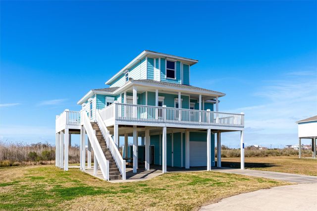 4401 Ranger Drive, Port Bolivar, TX 77650